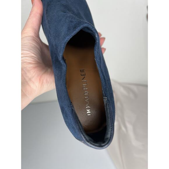 Donald Pliner Dottie Navy Ankle Heel Bootie Women’s Size 10 NWOB - Picture 8 of 9